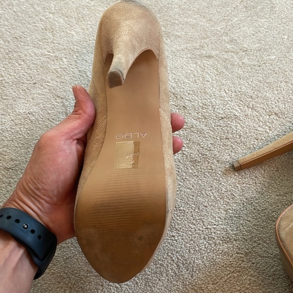 Suede peep toe heels - Picture 2 of 3